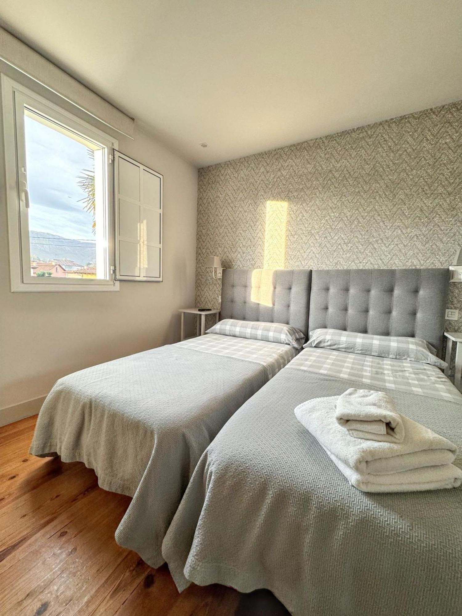 Beautiful Holiday Home In Po De Llanes With Sea View Ngoại thất bức ảnh